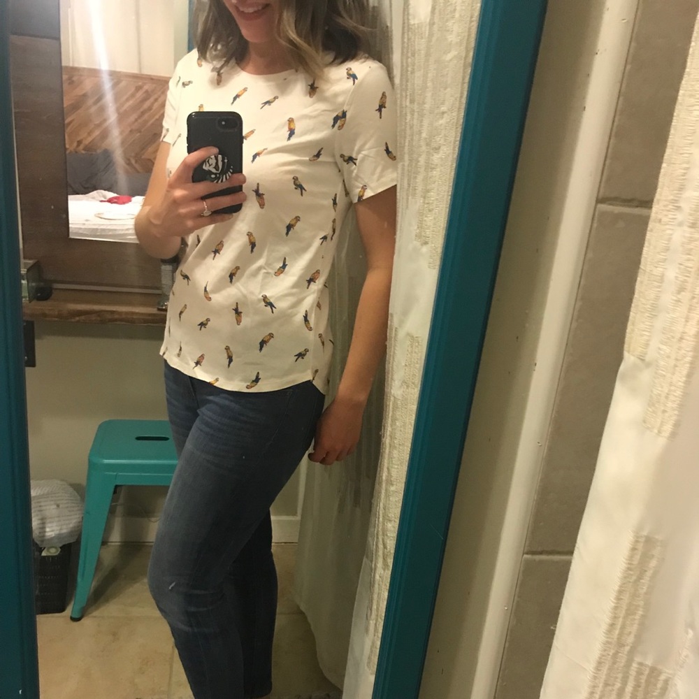 Old Navy parrot tee, with tags